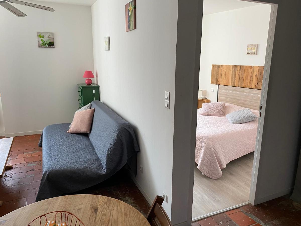 La Tomette - Le Charme De L'Authentique Apartman Maury Kültér fotó